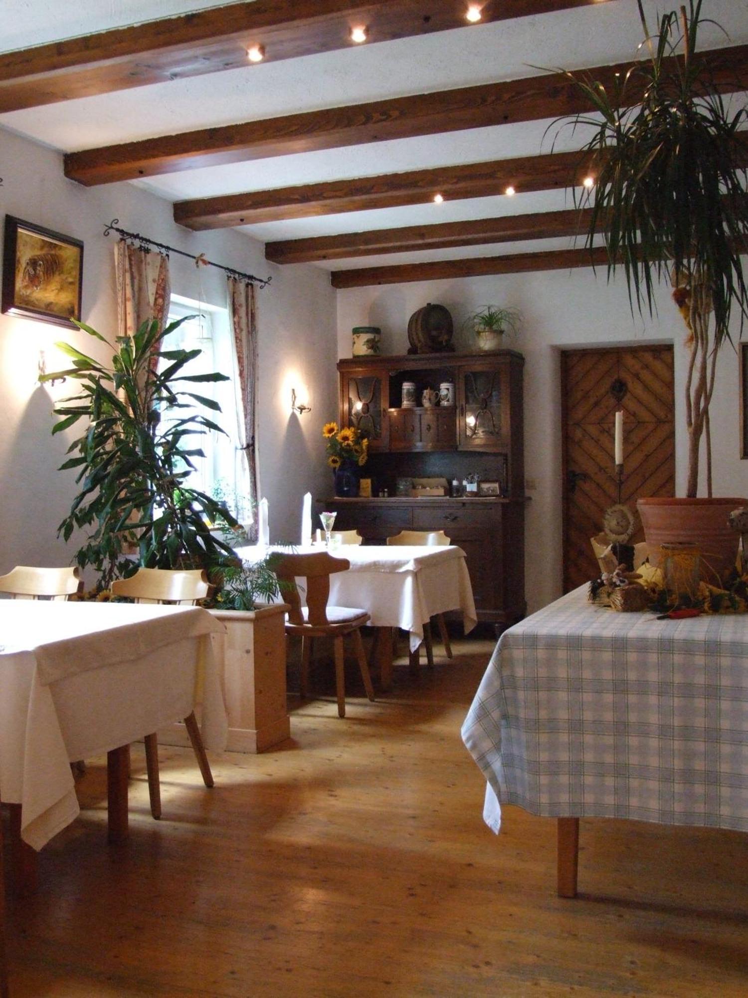 Gasthof Zum Hirsch Neukirch  Luaran gambar